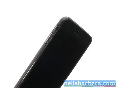 Bumper ultra-slim per iPhone 5