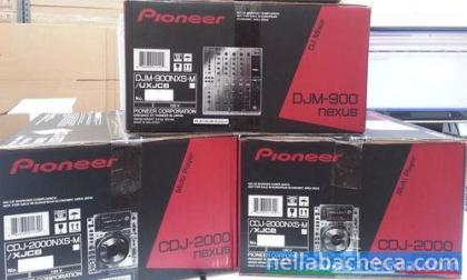 VENDITA: NUOVO 1 X PIONEER DJM-900 NEXUS & 2X CDJ-2000