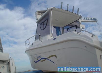 cantieri vittoria cabin fish 570