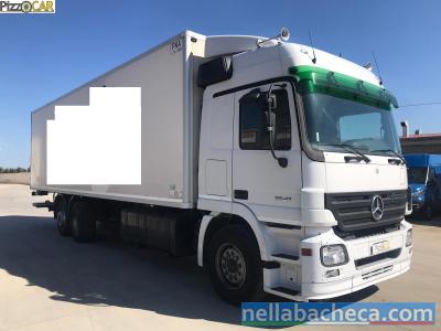 MERCEDES ACTROS 25.41 FRIGO 9,60 CON SPONDA