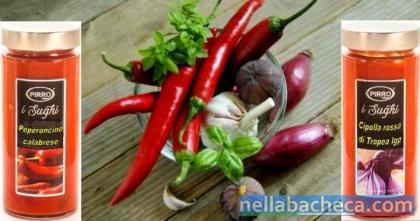 Sughi pronti alla Cipolla di Tropea Igp e Peperoncino calabrese.